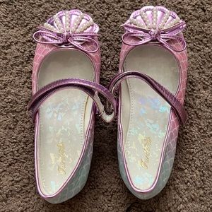 Little girl mermaid theme flats